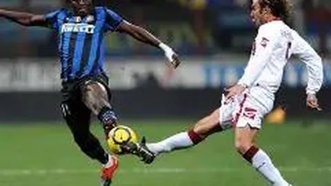 巴萨球星夫人质疑：62球贡献未获FIFA最佳阵容，国际足联做法引热议